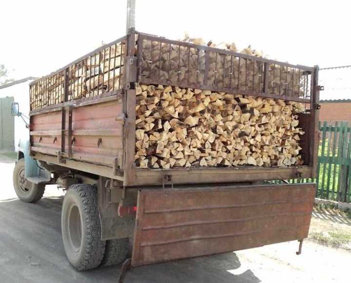 Сколько кубов дров входит в уаз