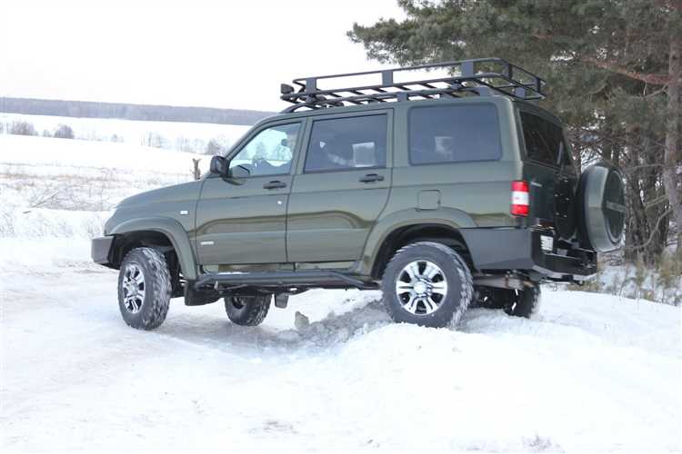 Сколько стоят заводские пороги УАЗ Патриот в официальных автосалонах