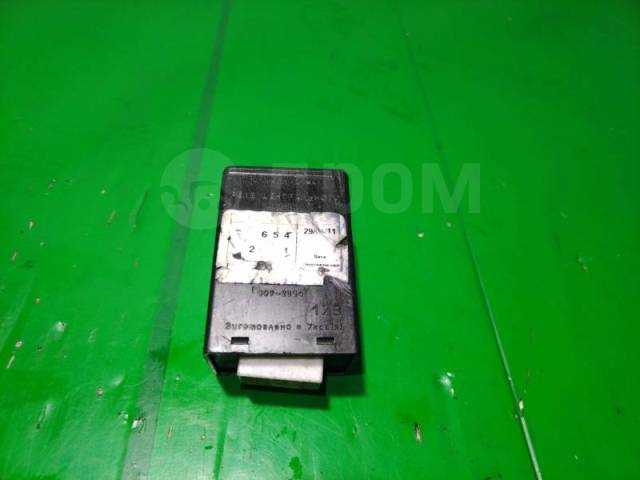 Разборка элементов для доступа к реле зарядки