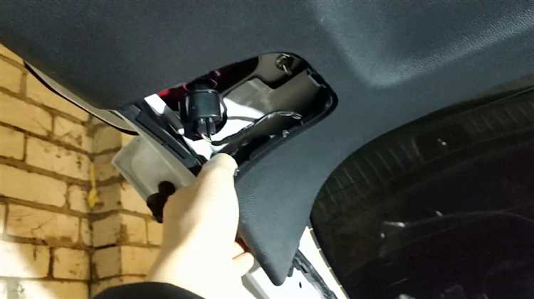 Как поменять боковое стекло двери на камаз