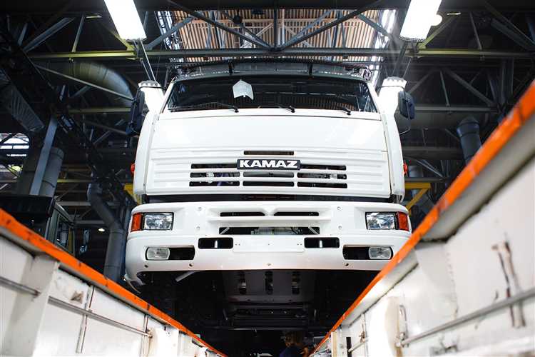 Как поставить люк на камазе