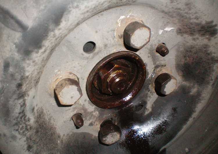 Распространённые ошибки при натяжении гайки стремянки