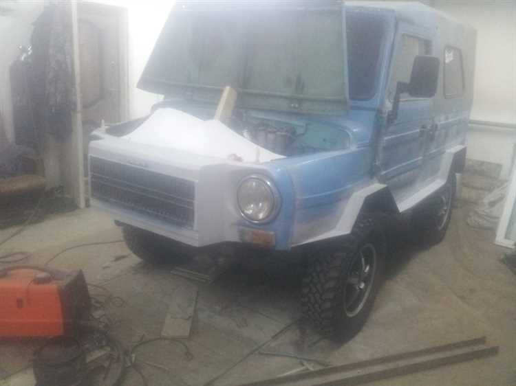 Установка новой фары на место