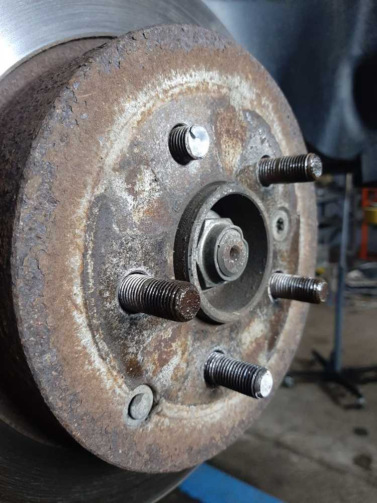 Фиксация клиньев при длительной стоянке и погрузке