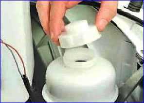 Прокачка ГУР на КамАЗе без помощника: пошаговая инструкция