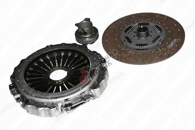 Инструменты и материалы для прокачки сцепления КамАЗ