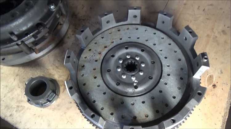 Как регулировать рабочий ход сцепления после прокачки