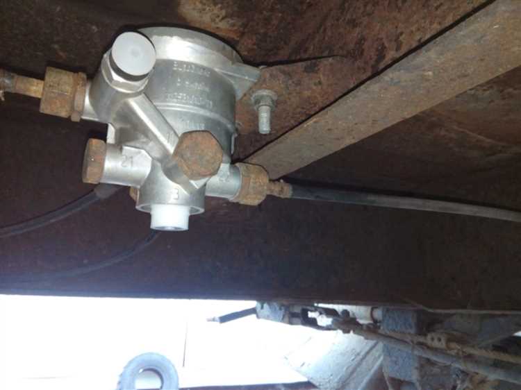 Как проверить герметичность главного тормозного цилиндра на КамАЗе