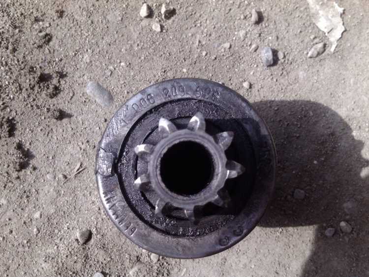 Снятие стартера с двигателя ЗАЗ Форза