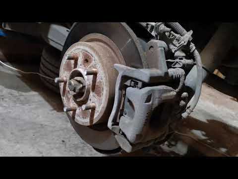 Порядок ослабления регулировочной гайки и установка начального зазора