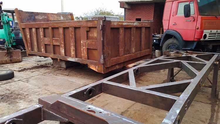 Как сделать из бортового краз самосвал Как сделать из бортового краз самосвал