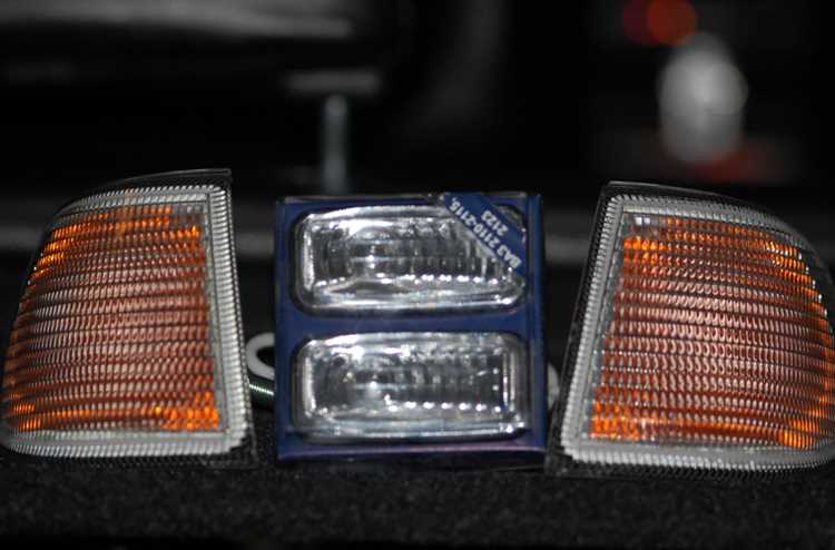 Как извлечь поворотник без повреждений