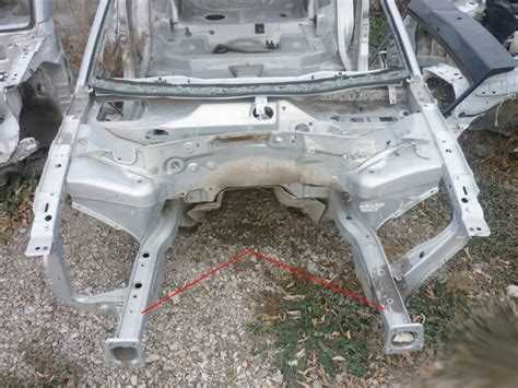 Сравнение цен на ремонт переднего и заднего лонжерона