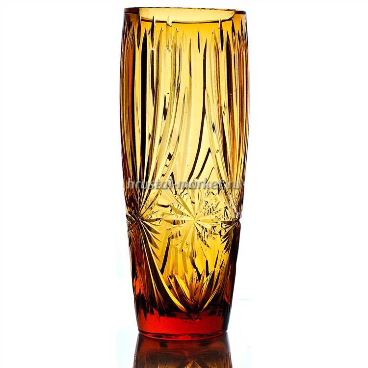 Цена хрустальной вазы: как выбрать и на что обратить внимание