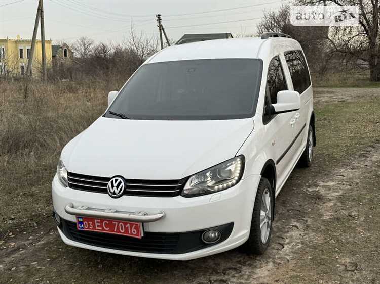 Где купить с пробегом volkswagen caddy бензин