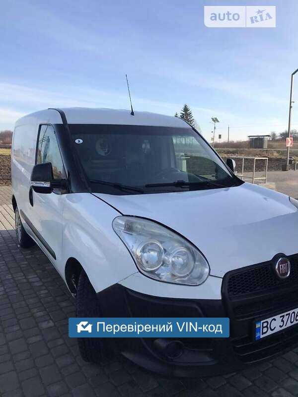 На что обращать внимание при покупке Fiat Doblo у дилеров с пробегом