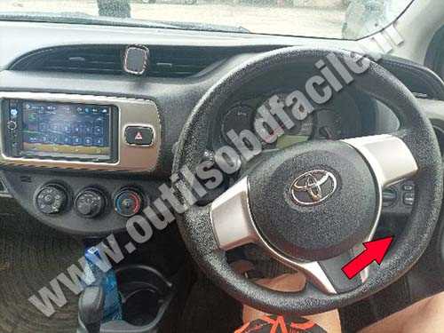 Роль штекера диагностики в процессе диагностики Toyota Vitz