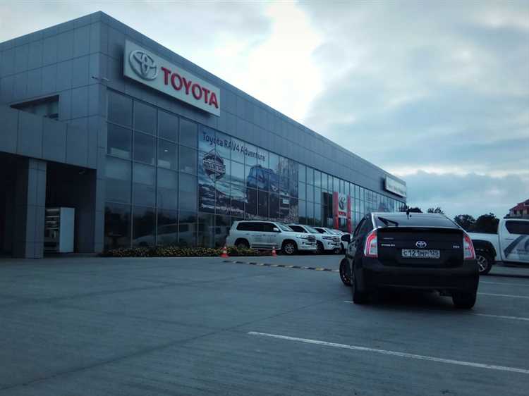 Как определить, что такое постоянный плюс в автомобиле Toyota?