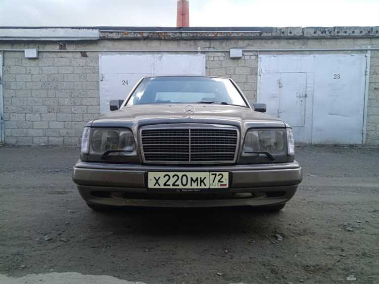 Как отличить вторые фары от оригинала на Mercedes W124?