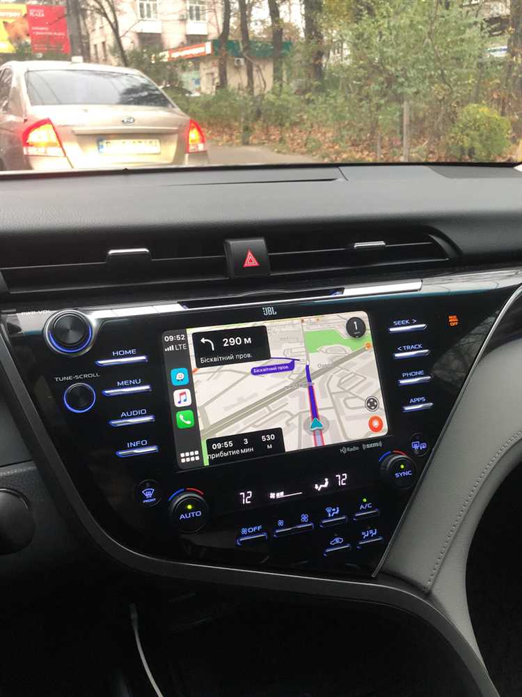 Настройка голосового управления через Siri в Toyota Camry