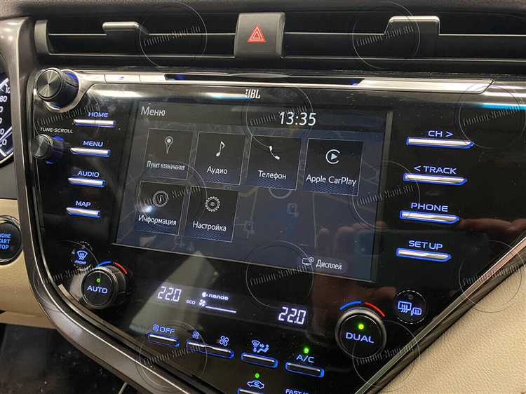 Проверка совместимости модели Toyota Camry с CarPlay