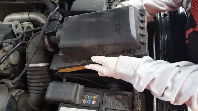 Как поменять салонный фильтр на volvo s40