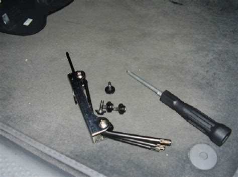 Как правильно установить новый щиток приборов