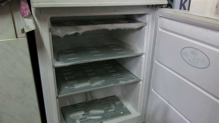 Как определить модель и тип установленного холодильника в Volvo FH