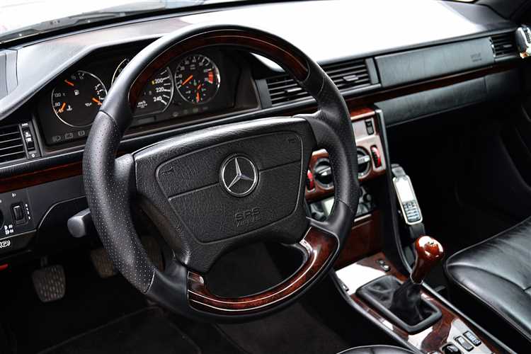 Освещение салона: как Mercedes использует LED-технологии