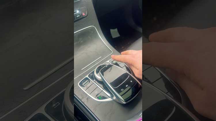 Как выключить радио mercedes