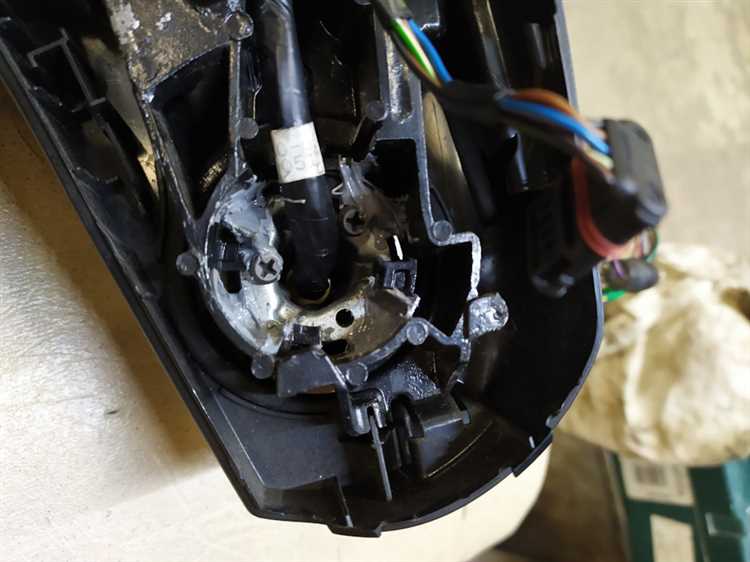 Совместимость номеров зеркал с различными комплектациями Volvo