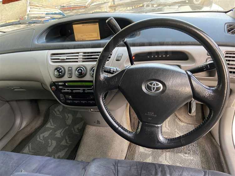 Какие размеры дворников на toyota vista ardeo