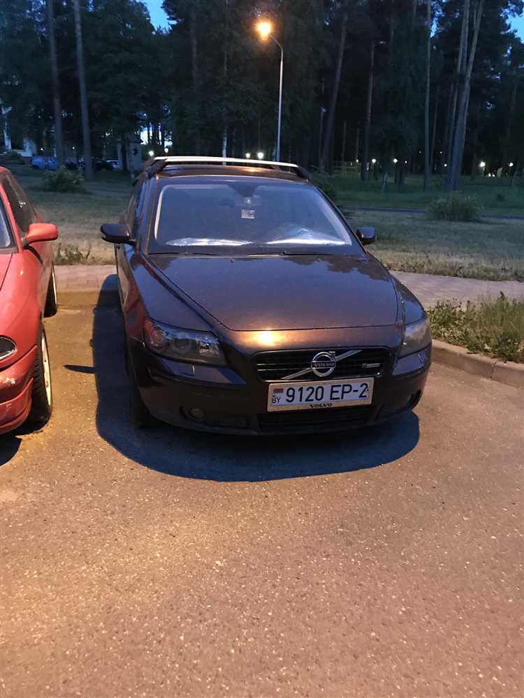 Что учитывать при выборе материала рейлингов для Volvo S40?