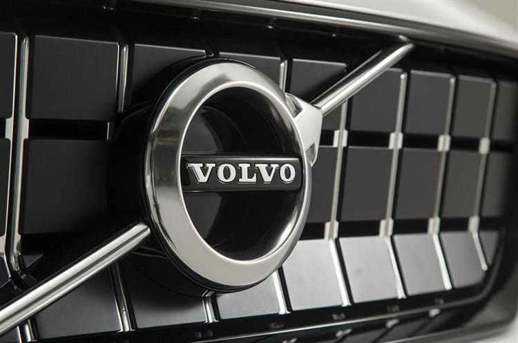 Особенности разборки праворульных автомобилей Volvo