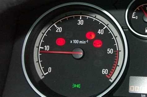 Как загрязнение датчиков влияет на обороты двигателя Toyota