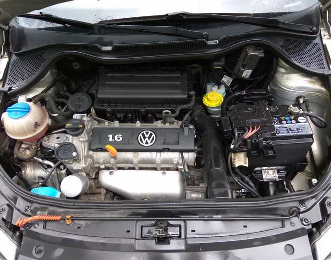 Какой объём топливного бака у Volkswagen Polo разных годов выпуска?
