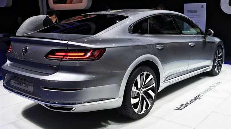 Почему в Passat CC используется только 4 двери: конструктивные особенности