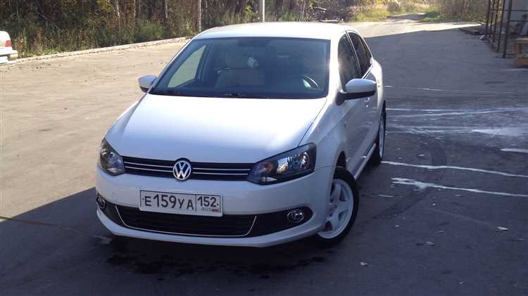 Разница в стоимости в зависимости от комплектации Volkswagen Polo 2012 года