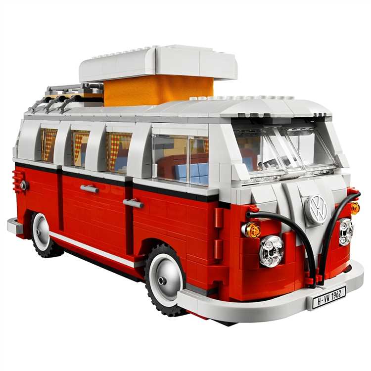 Как цена LEGO Creator Volkswagen T2 Camper сравнивается с другими наборами LEGO в 2025 году?