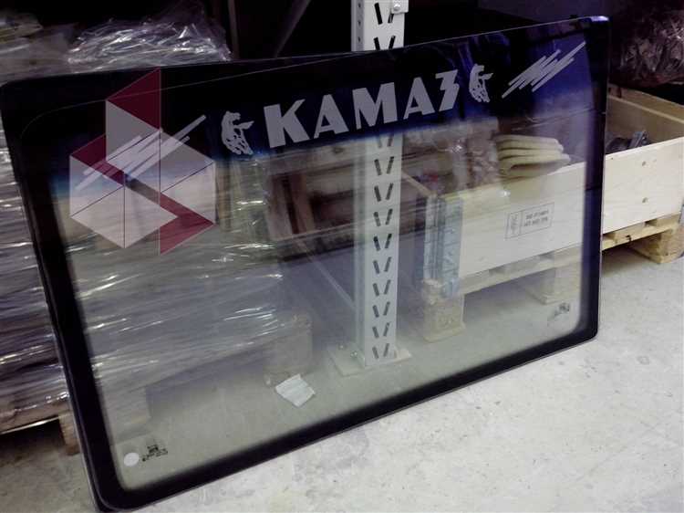 Сколько стоит лобовое стекло на камаз