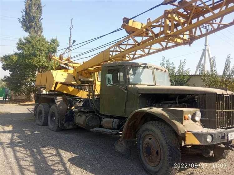 Влияние длины стрелы на общий вес кранов Краз