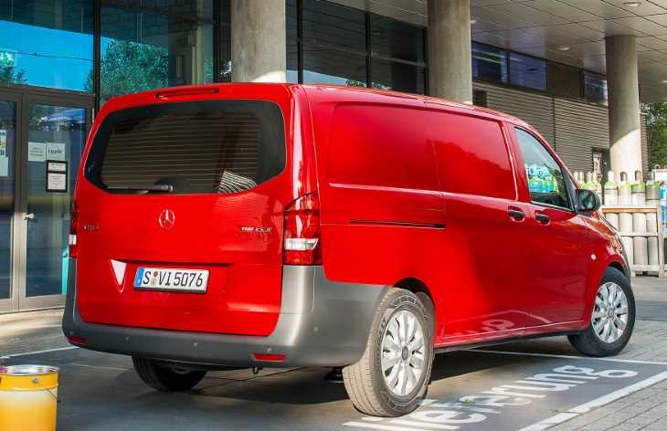 Что изменяется в массе Mercedes Vito при установке дополнительных опций