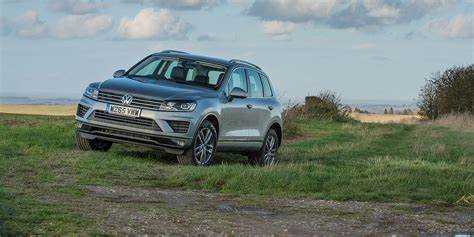 Сколько весит volkswagen touareg