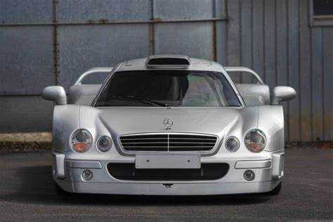 Разница в цене между купе и родстером CLK GTR