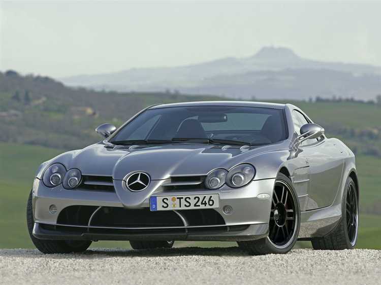 Разница в стоимости между купе и родстером SLR McLaren
