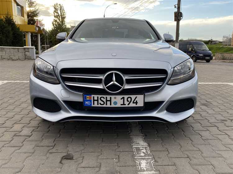 Как изменилась цена на Mercedes C-Class по сравнению с 2024 годом