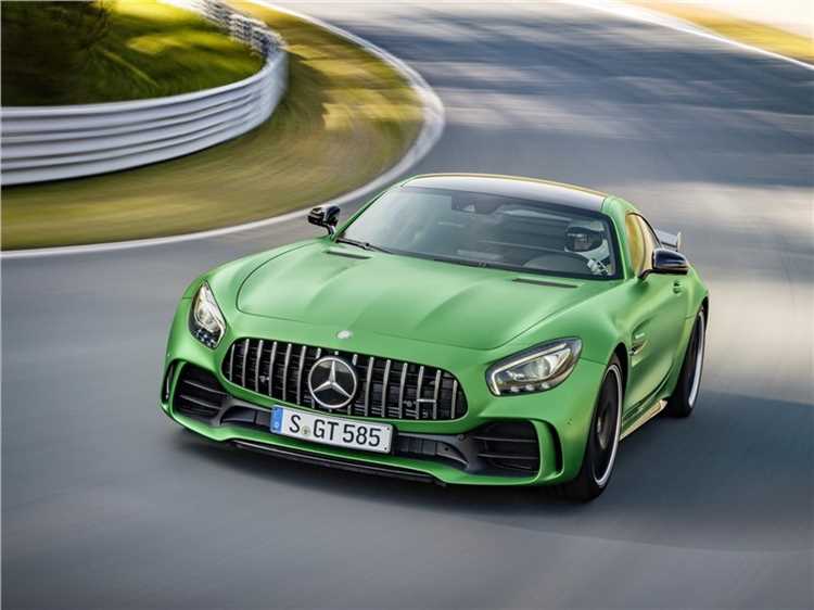 Средняя стоимость нового Mercedes-AMG GT R в автосалонах России