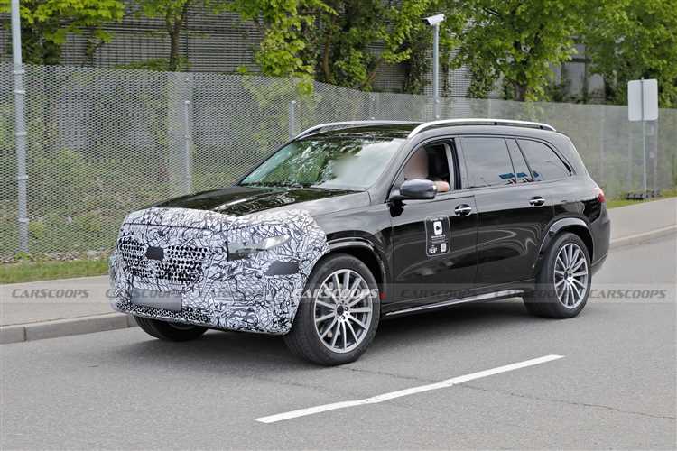 Разница в цене между комплектациями Maybach GLS 600