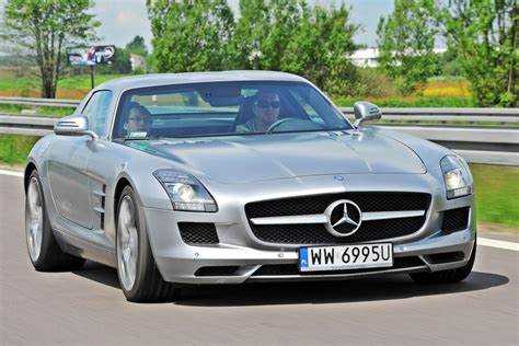 Сколько стоит новый Mercedes SLS у официального дилера