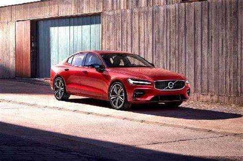 Влияние курса валют на цены Volvo в России